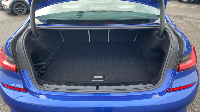 BMW 3 Series 330e M Sport 4dr Step Auto Saloon